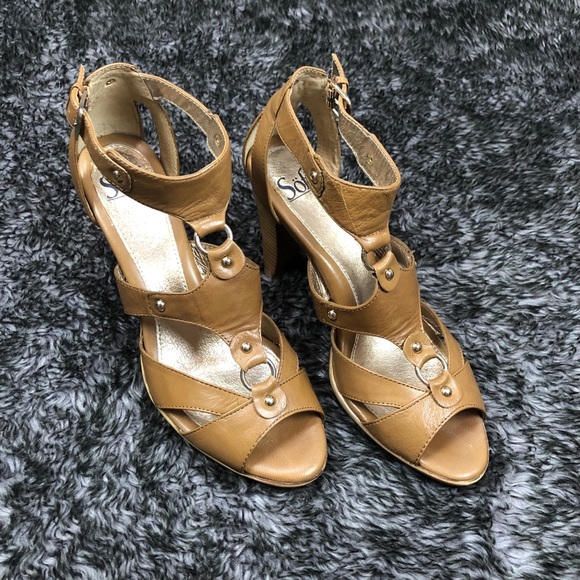 Sofft Leather Heels - Picture 2 of 9